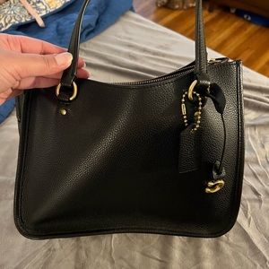 Black Coach Purse. Basically new only used once. Perfect condition Price negot.
